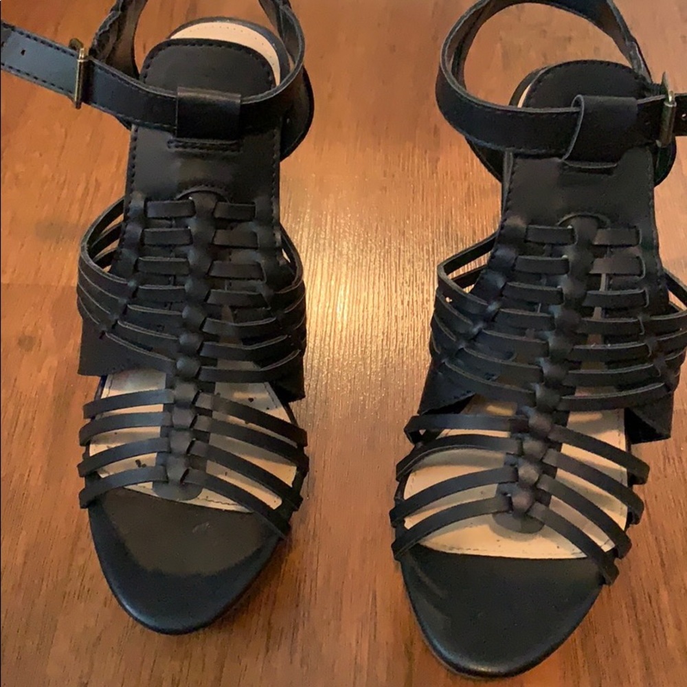 Shoedazzle Victoria woven heeled sandal